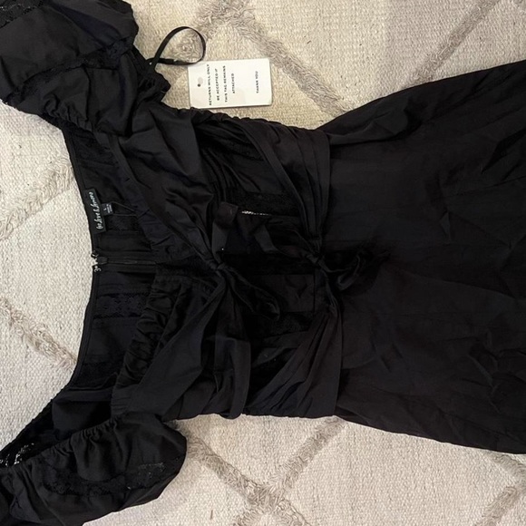 For love and lemons NWT size L dress! With black bows! - Picture 5 of 7